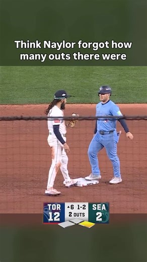 Talkin’ Baseball on Instagram: "Could’ve just stepped on first"