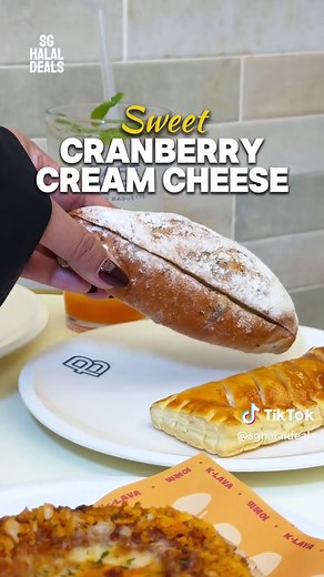Discover Halal Korean-inspired Treats at Paris Baguette