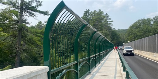 Quechee Gorge Bridge reconstruction leaves tourists confused