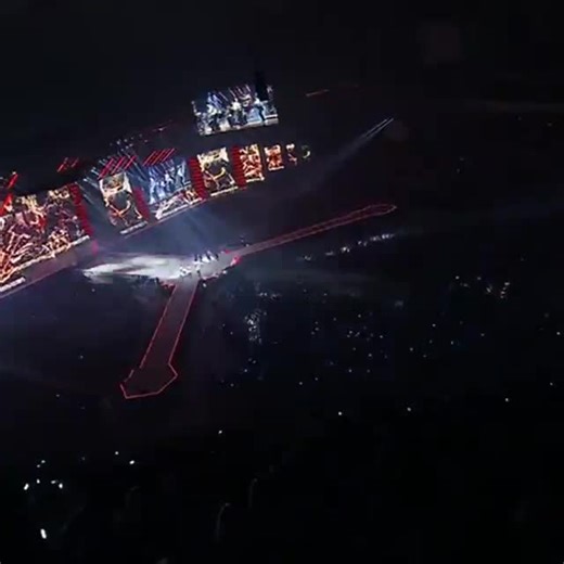 When they started growling whole kpop industry was started shaking too 😌😖 | 𝐄𝐱𝐨'𝐬 𝐒𝐭𝐨𝐫𝐲