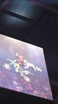 FMX ultimative Freestyle Show wahnsinnige Stunts Extremsportler Night of Freestyle Super Heroes Tour