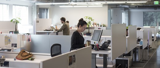 How Much Office Space Do I Need? (Calculator & Per Person Standards)