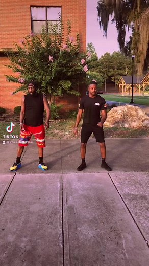 Happy Founders Day to me and all my frat brothers of PHI BETA SIGMA! feat. my LB @Trav B #PhiBetaSigma #FoundersDay #Bluphi #GOMAB