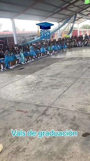 Pasos de Vals para Graduación: ¡Felicitaciones!
