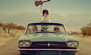 LP（Laura Pergolizzi）：「我第一次以影像呈現如此私密的真實人生。」 - TNL The News Lens 關鍵評論網