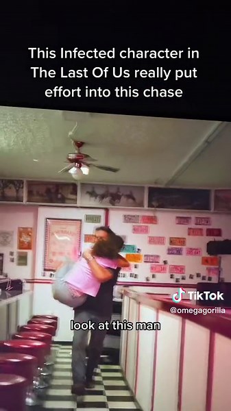 The Last of Us 2 Bloaters and Clickers: Infected Scenes