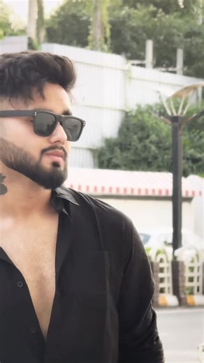 UJJWAL KUSHWAHA | Switch 🔥 • • • #reels #ujjwalk🔥 #trending #explorepage #featured | Instagram