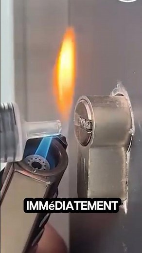 Regarde bien cet astuce pour enlever une clé cassé dans une serrure