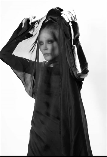 🖤🎶💫⚡️✨💋 #2bOrNot2B #Fashion #Style #FYP #ForYouPage