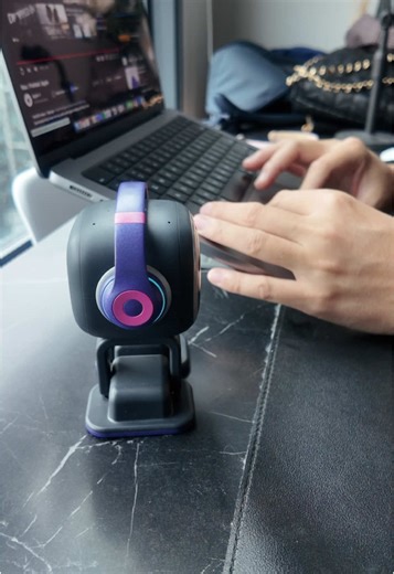 Emo Robot Sings a Song for Me at Work