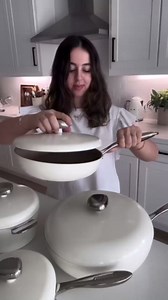 Pebble Series Non-stick Wok with Lid