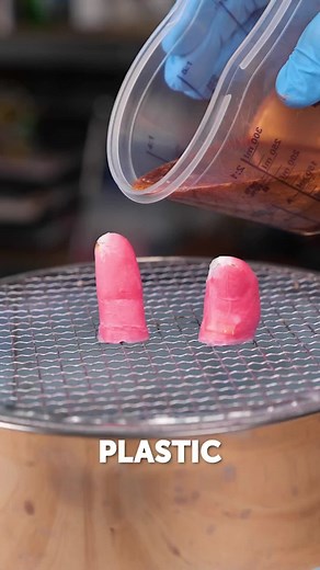 5-Minute Crafts | She made her own chopsticks with finger slots 🥢 😎 #5minutecrafts #diychopsticks #smartsolutions #diyinspiration | Instagram