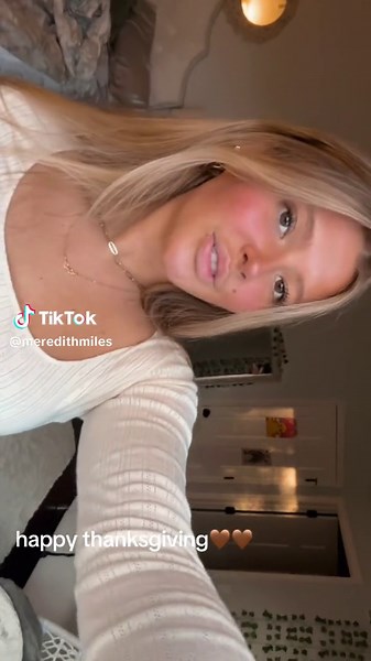 mere (@meredithmiles)’s videos with original sound - Song lyrics 🫦