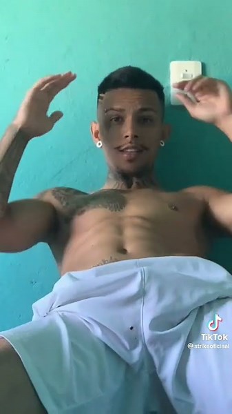 menino gostosos dançando brega funk