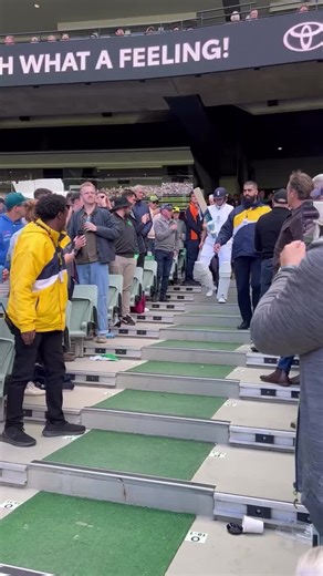 Joe Root's Entry in 4th Ashes Test