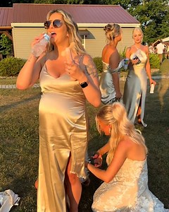 2.3M views · 5.1K reactions | When it's over 30 degrees and the wedding reception is outside 掠 ☀️ | Tyla | Facebook