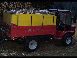 Caron ST 630 va nel bosco a lavorar