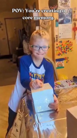 SendaCake Sweet Mother's Day Love Shower Bundle Explosion Gift Box – Delicious & Sweet 3" Mini Cake for Delivery - Mother's Day, Holiday, Special Occasion – Treat for Women, Mom, Sister, Grandmother