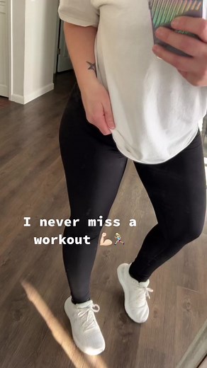 One thing about me y’all should know is I love to workout and stay fit!! I run 3 miles every morning and hit the gym in the evenings #fitness #fittok #fitmom #runwithme #lovetosweat