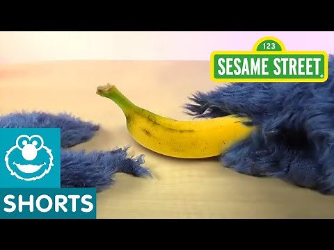 Sesame Street: Unboxing a Banana with Cookie Monster