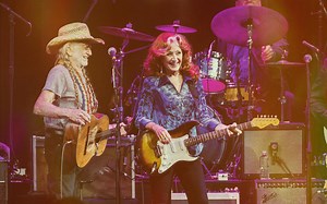 Bonnie Raitt Thinks Birthday Boy Willie Nelson Is a Little Bit Cheshire Cat and a Little Bit Yoda