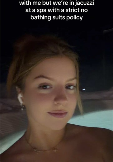 Once glance was not enough my bad g. Did I mention we’re also on top of a mountain in Switzerland staring at Matterhorn. I do the most romantic things by myself I swear #rouxtravels #switzerland