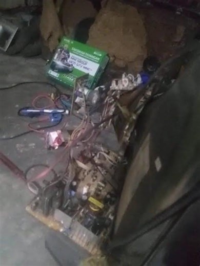 place to study. electronics service