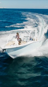 Offshore cruising onboard the 240 Dual Console. | Sea Pro Boats