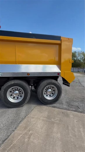 2017 Peterbilt *579 * Engine Paccar * HP 475 * Miles 680,420 * Triaxle * Automatic Transmission * Box Size 18’ Semi Round * Electric Tarp System * Hydraulic System Brand New * Dump Bed Brand New Never Used * Power Locks * Power Windows * Cold A/C * Radio * No Check Engine Lights * No Warning Lights On Dash * No Active Codes * No Oil Leaks * No Air Leaks * No Bad Odors * Everything Works Perfectly Well * Clean Title * No Accidents * Clean CarFax * We Finance $79,900. (713) 364-3880 | MY Fleet Tru