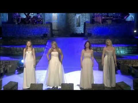 Celtic Woman - Somewhere Over The Rainbow