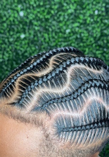 Explore Unique Stitch Braids: Artistry in Hair Styling