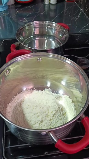Queso crema casero🤤 super fácil,rico y muy económico 🤤 ustedes ya lo probaron?? #postre #rico #facil #cocina #casera