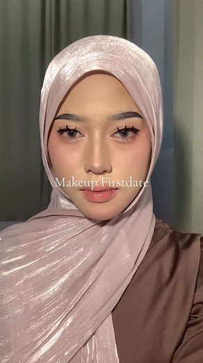Makeup Tutorial for a First Date