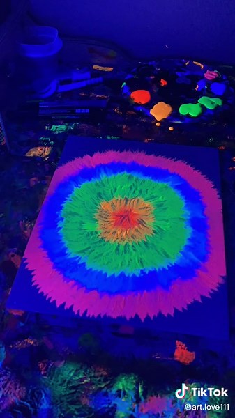 Mesmerizing Black Light Painting Process