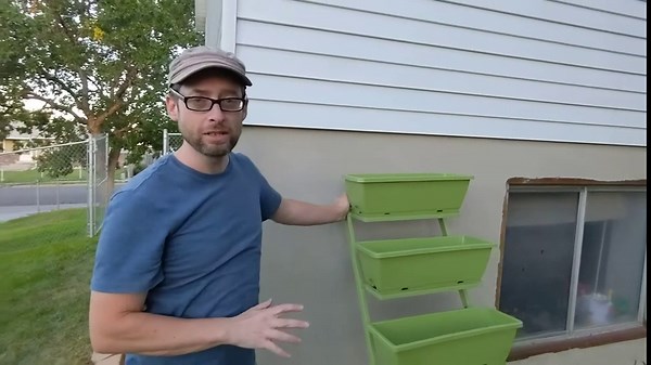 Vertical Raised Garden Bed with Wheel, 5 Tier 51"x17.7"x26",Ladder Planter,Vertical Garden Planter Leg,Vertical Growing Planter,Elevated Planter Drainage Planters for Flower Herb Planter Light Green