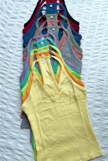 Ribbed cami top: Stretchy and supportive for daily wear, stay stylish.#ribbedtop #camitop #tanktop #dailywear #womensfashion