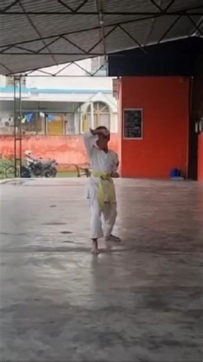 karate practice #shorts #trending #karate class#youtubeshorts