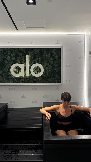 Taylor Hill on Instagram: "Brrr 🥶 @alo #ad"