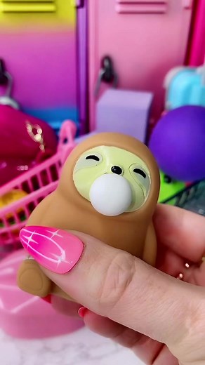 @mrs.bench has the best fidgets in the world 🌍 ☺️💕 #fidgettoys #stressrelief #mrsbench #mrsbenchfidgets #MaiselChallenge #peachyqueenblog