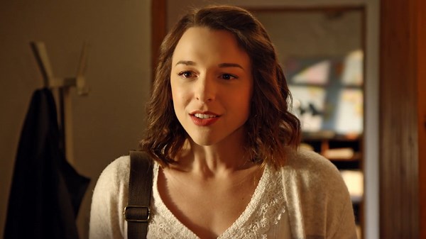 Love's Portrait (TV Movie 2022)