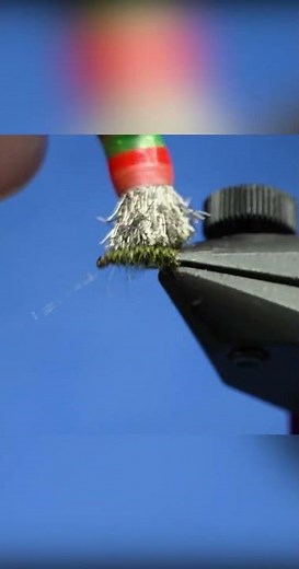 REALISTC Fly and an Easy Tie "Micro Scud"