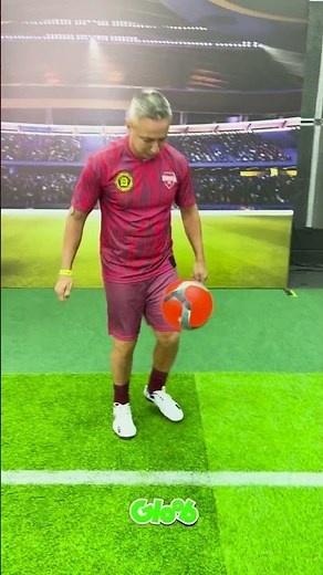 PAULO NUNES NO DESAFIO DAS EMBAIXADINHAS⚽ | FUTEBOLERIA | Mundo Gloob #Shorts