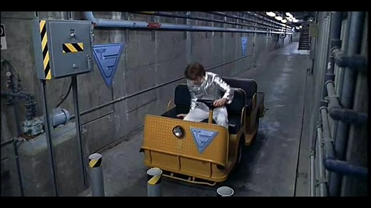 Austin Powers - 3 point turn / maneuvering / parking Scene