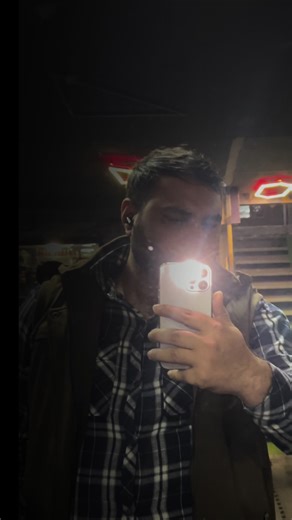 Daily Exercise Routine for Body Buildup at the Gym