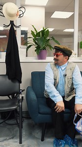 Când te uiți unde nu trebuie, poți ,,prinde iepuri” | Banca de Bancuri