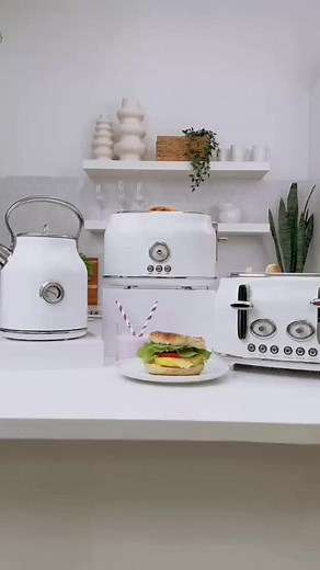 Retro Collection: Vintage Style, Modern Performance! Bring a touch of classic charm to your kitchen with our Retro Collection! Featuring iconic designs like the thinkkitchen Retro 4-Slice Toaster, 2-Slice Toaster, and the Retro Electric Kettle (1.7 L), these appliances are perfect for making toasts or boiling water for your favorite infusions. They blend timeless elegance with everyday functionality. For a limited time, enjoy unbeatable savings: -Retro Electric Kettle: Now $69.98 (30% off) -Retr