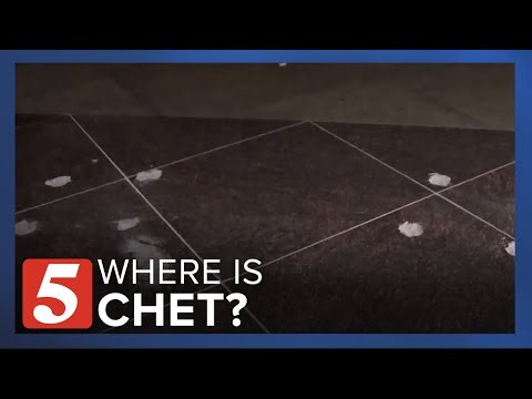 Where did the Chet Atkins' statue go?