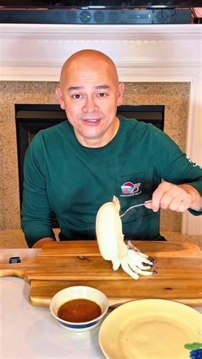 Mực luộc nè mọi người ơi Chấm với nước sốt nha làm!!! (steamed squid 🦑 #f#fyps#seafoodx#xuhuongtiktokf#foodh#homemade