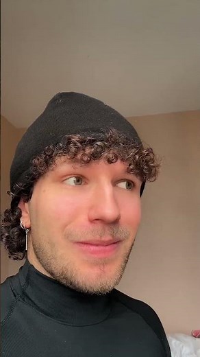 Noa est de retour avec ses Threads horreur