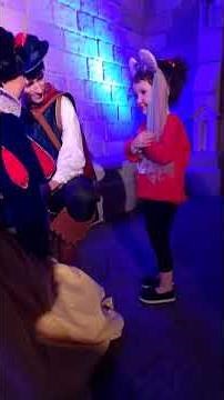 Meeting Snow White and her Prince - Walt Disney World November 2017